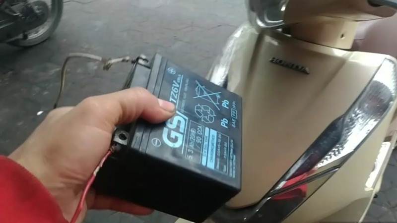 khong de duoc xe lead binh ac quy het dienjpg