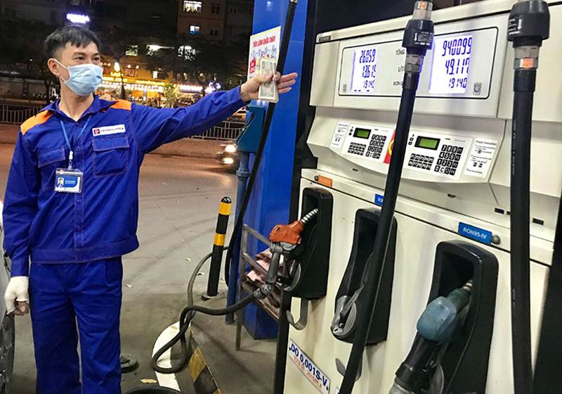 tại sao không nên đổ xăng đầy bình tại sao không nên đổ xăng đầy bình