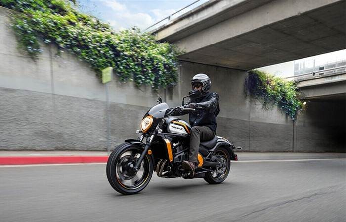 gia xe moto tam gia 300 trieu