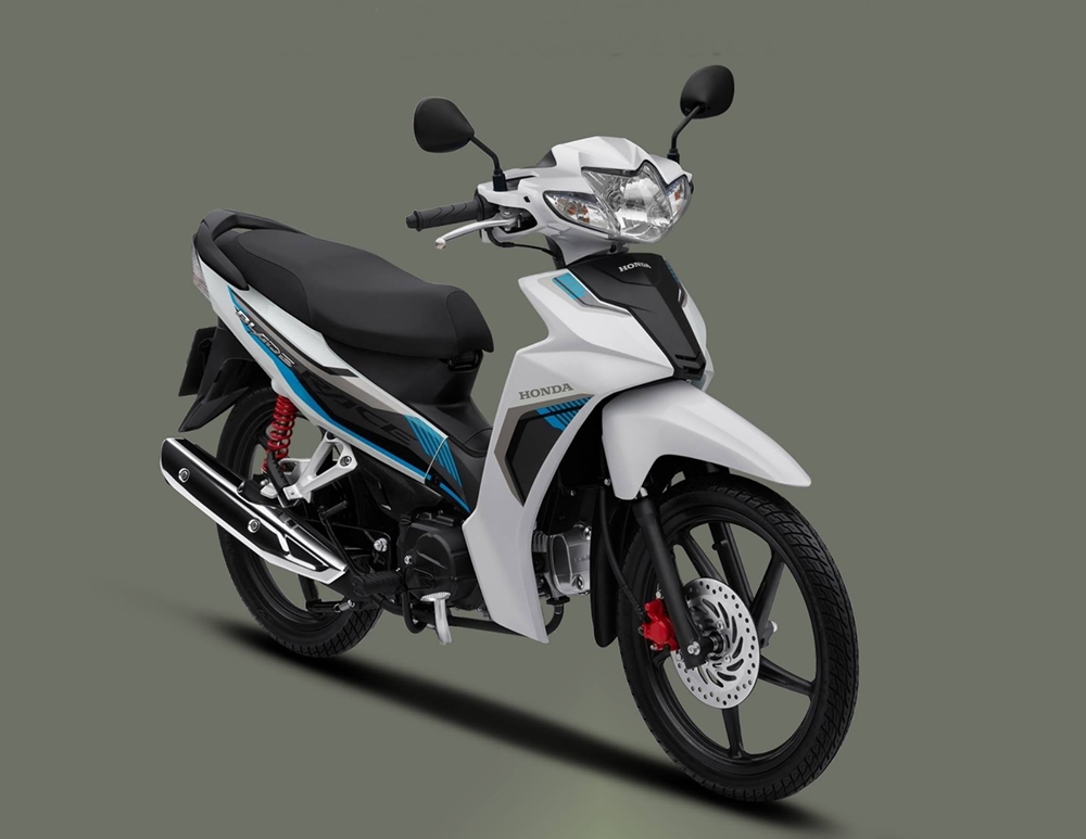 xe blade trang 2021