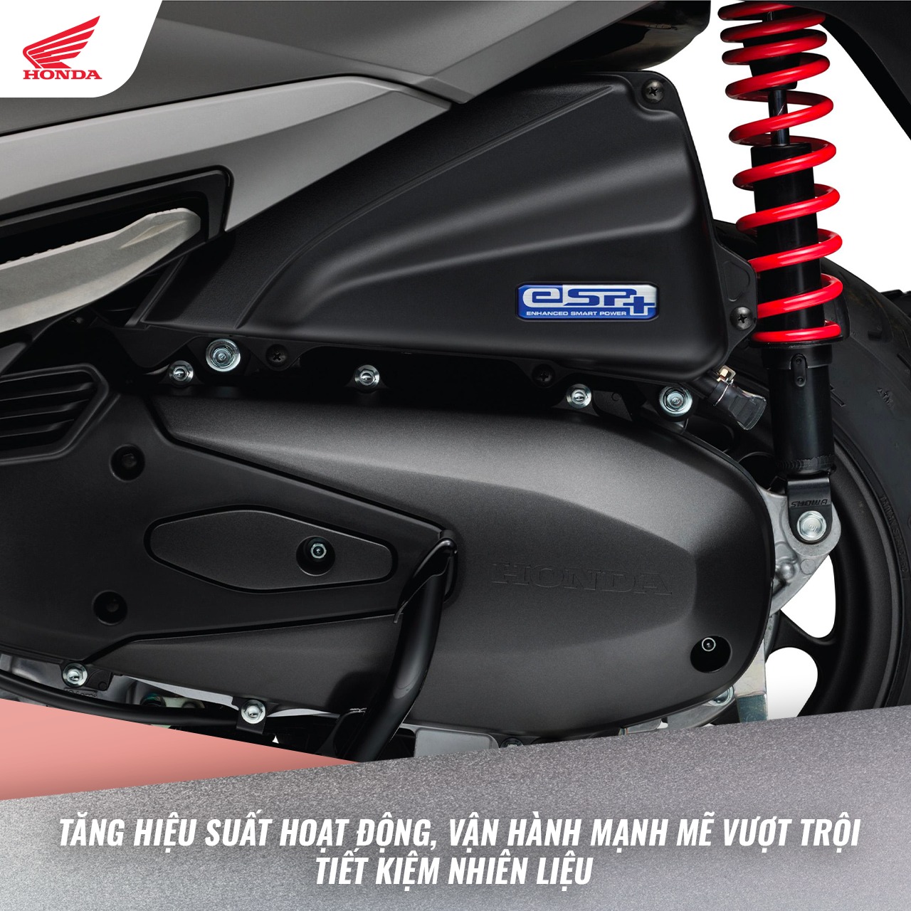 so sanh xe honda lead va yamaha grande ve dong co