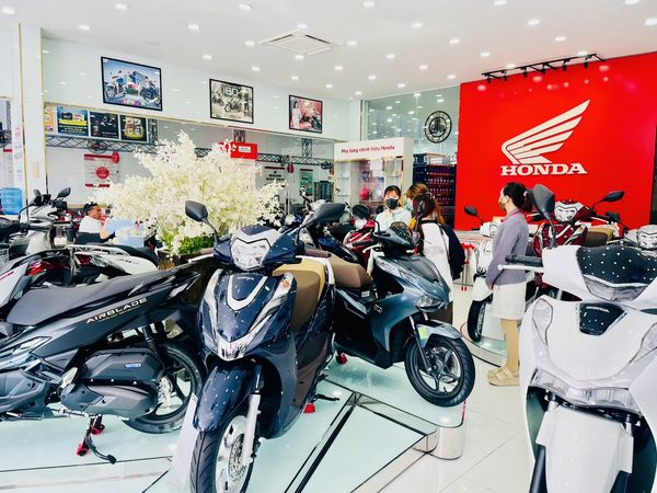 khoảnh khắc+honda tân cương